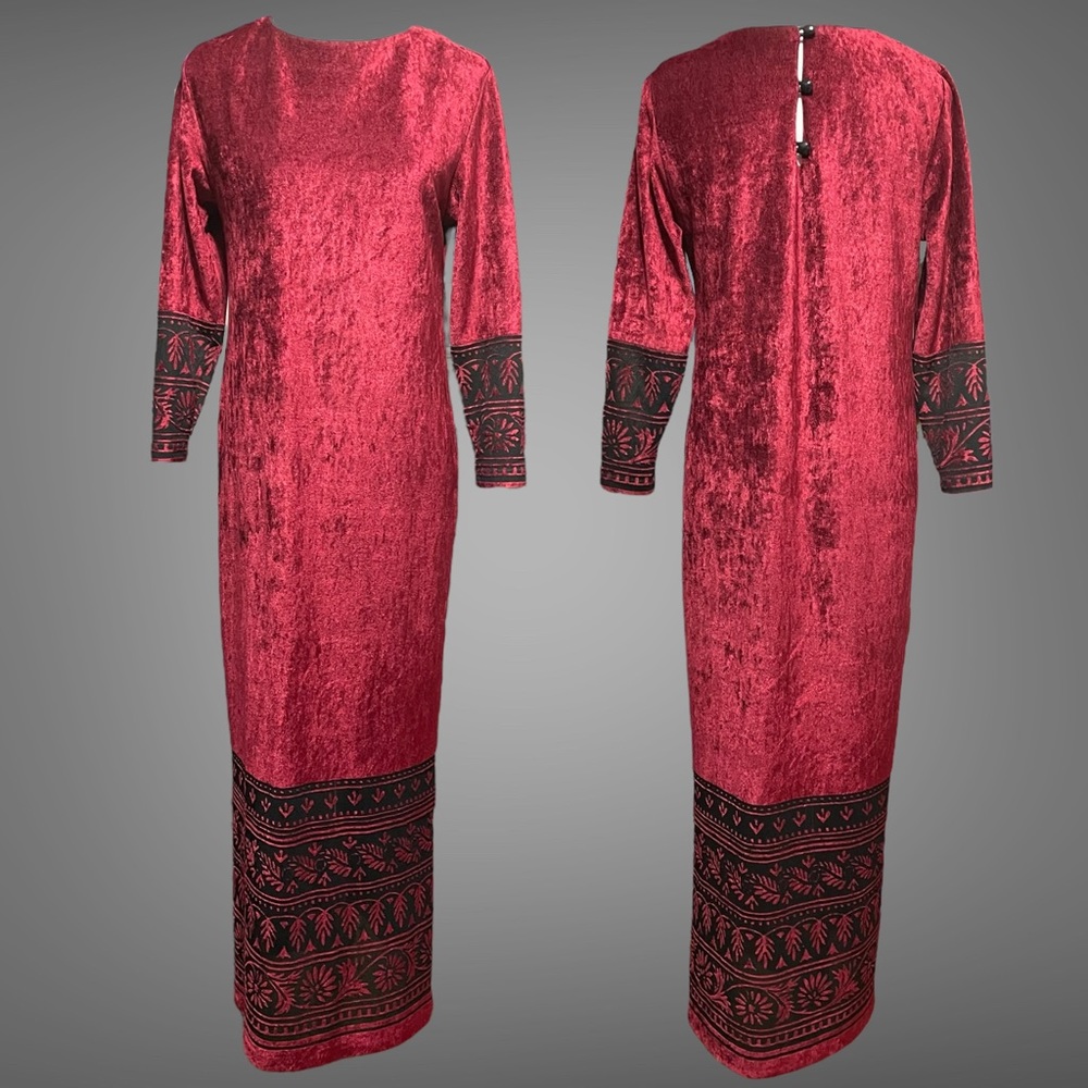 Ruth Norman New York Vintage Burgundy Velvet Dress!